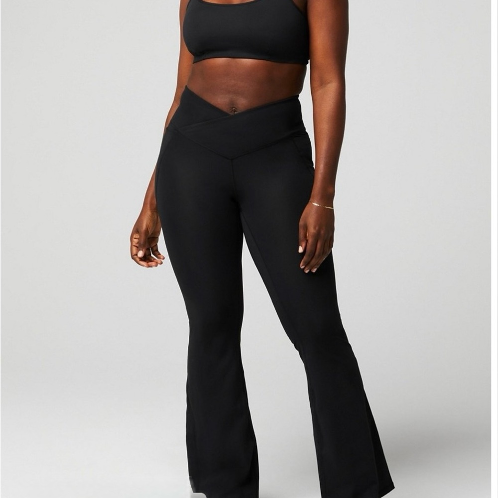 Black Flared Women's Yoga Pants